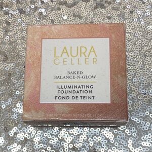 Laura Geller Baked Balance-N-Glow Illuminating Foundation - Porcelain